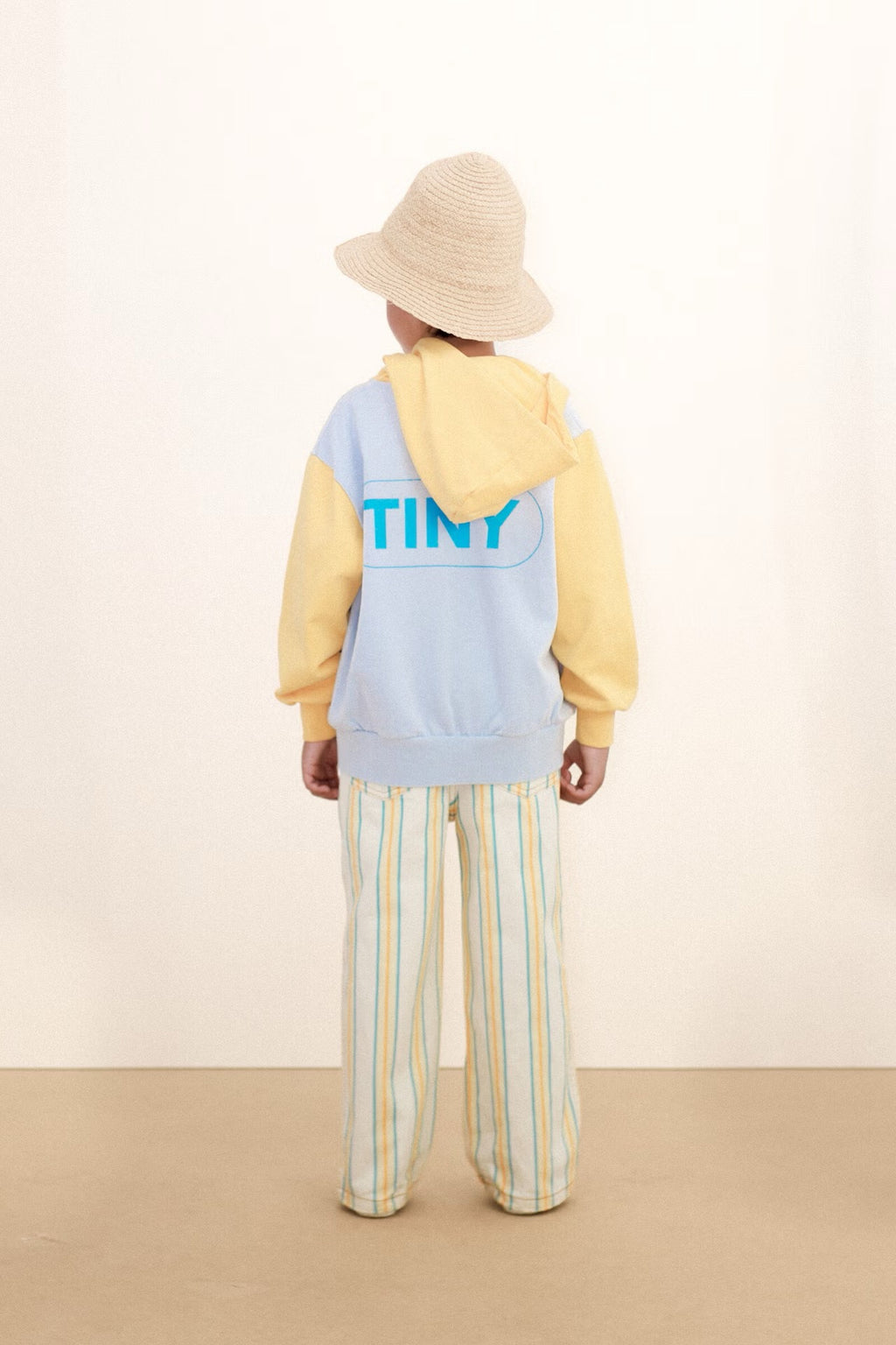 COLOR BLOCK HOODIE *washed blue*