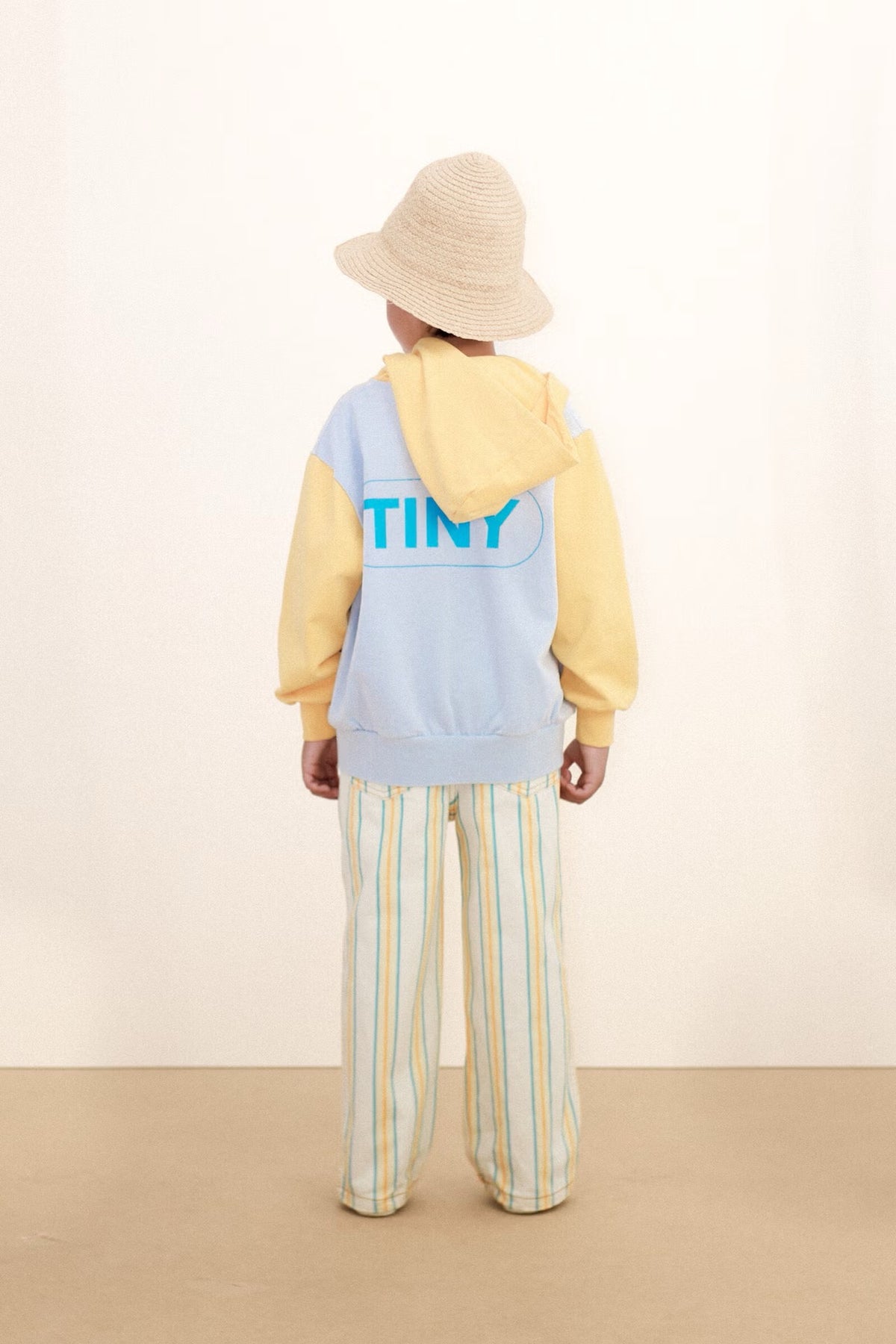 COLOR BLOCK HOODIE *washed blue*
